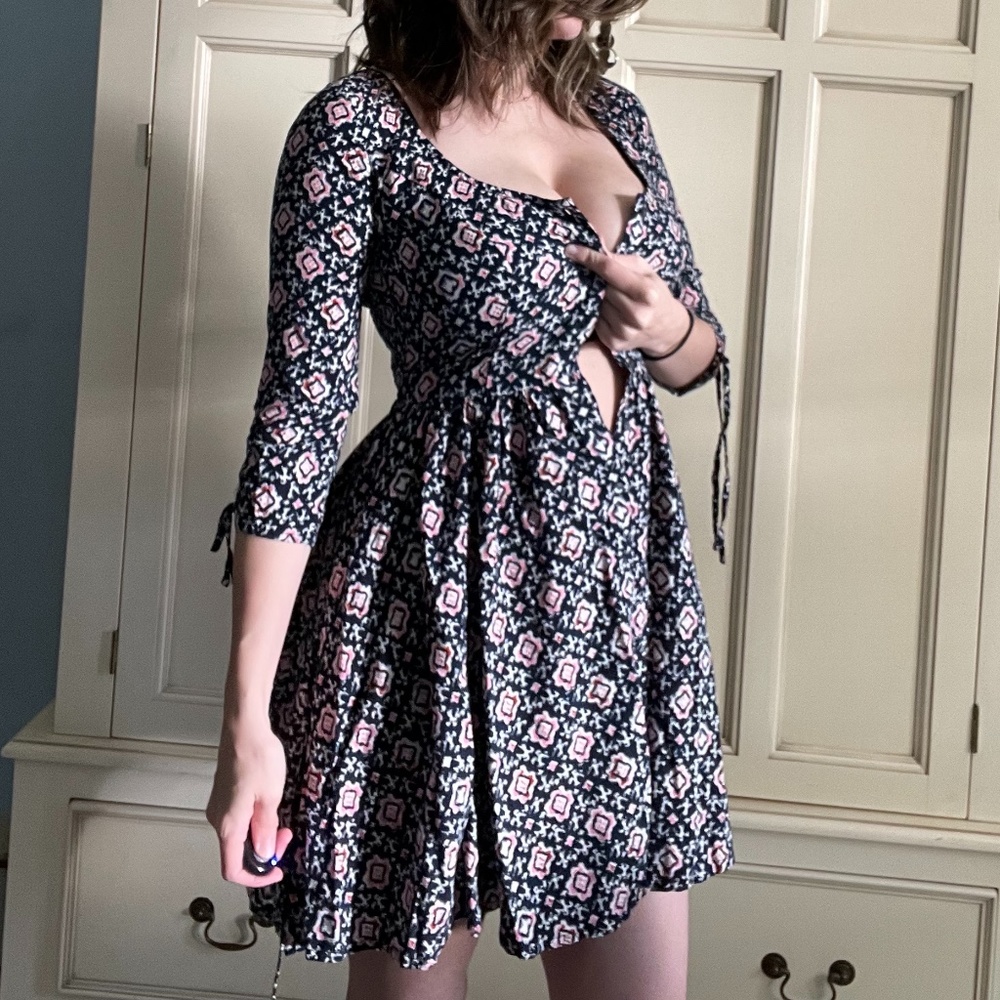 Hollister Open-Back 3/4 Quarter Sleeve Mini Dress XS